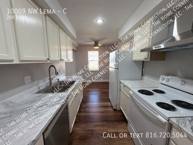 Building Photo - 10009 NW Lema Dr