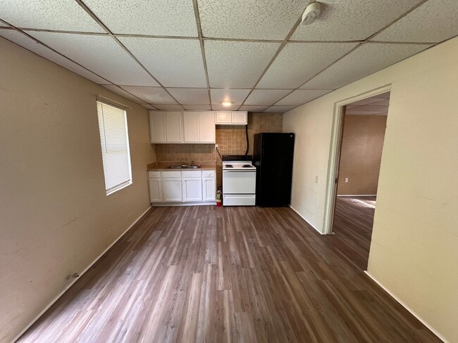 Building Photo - 2 Bed / 1 Bath Apartment in South Bossier