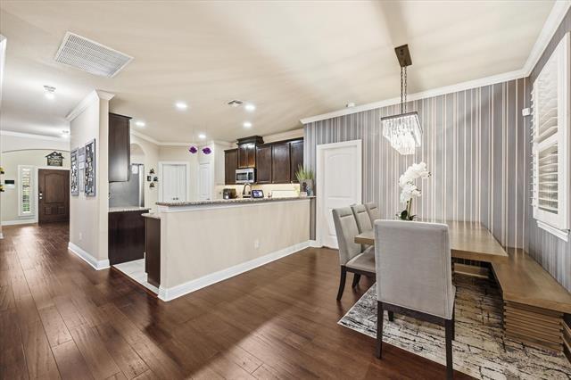 Building Photo - 3713 Wrexham St