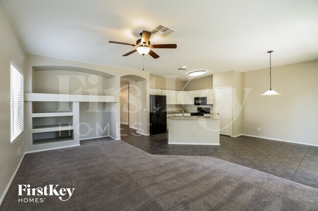 Building Photo - 14251 W Crocus Dr