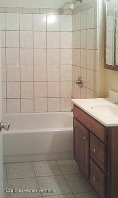 Building Photo - 2 br, 1 bath House - 5701 Jackson ST