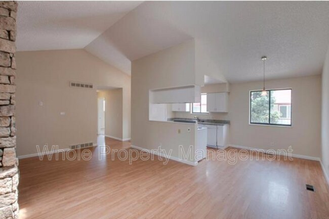 Foto del edificio - 4710 E Louisiana Ave