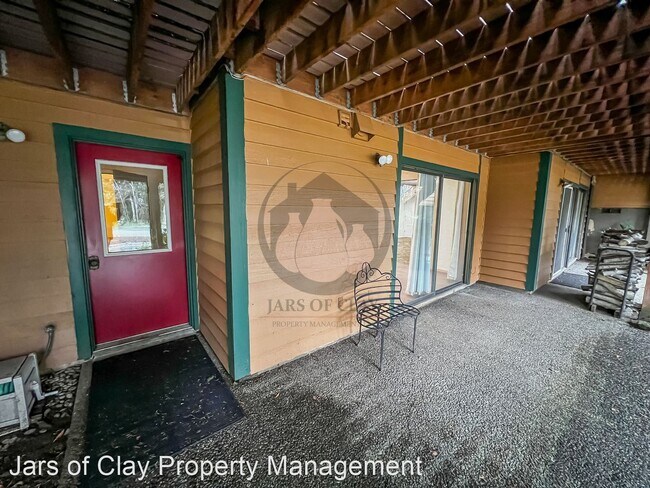 Foto del edificio - 2 br, 1 bath House - 2000 N Scenic View Dr