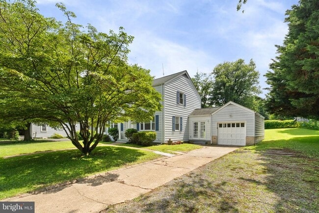 Building Photo - 6315 Old Dominion Dr