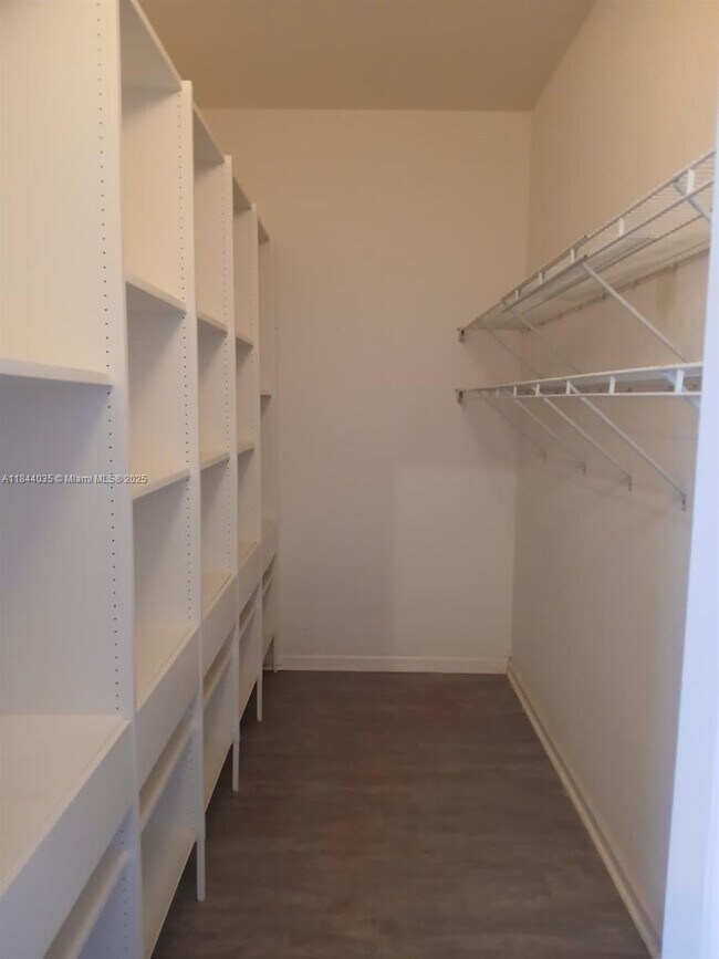 Foto del edificio - 22525 SW 111th Ave