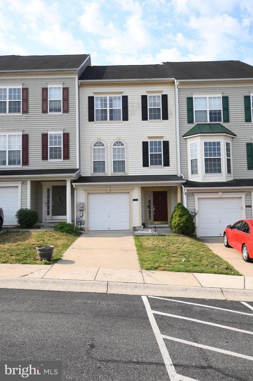 Building Photo - 7259 Parkers Farm Ln