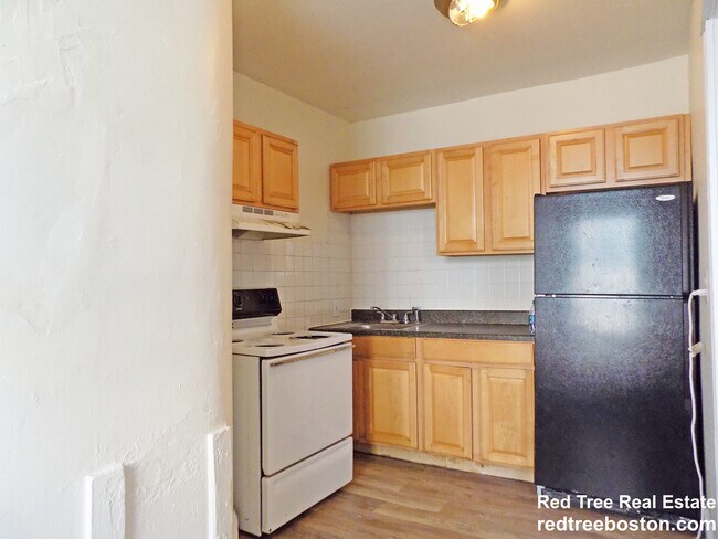 Photo - 244 Kelton St Apartment