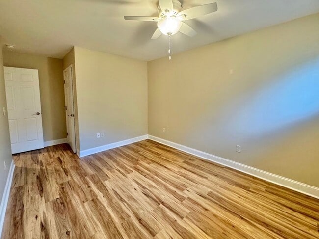 Building Photo - First Floor renovated two-bedroom, one-bath apartment in downtown Morganton