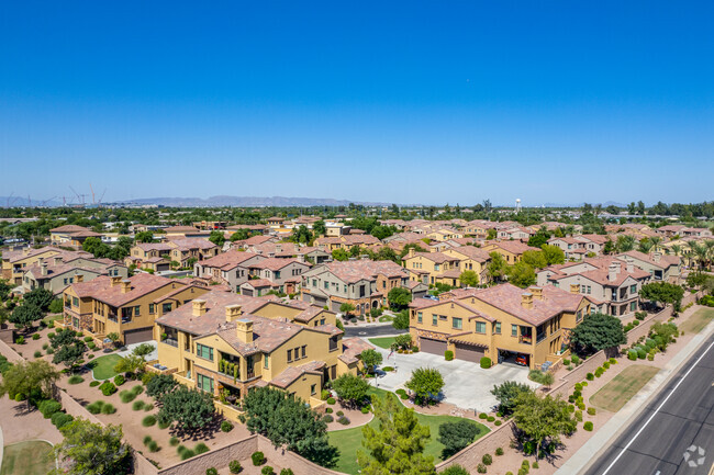 Building Photo - Serenity Shores at Fulton Ranch