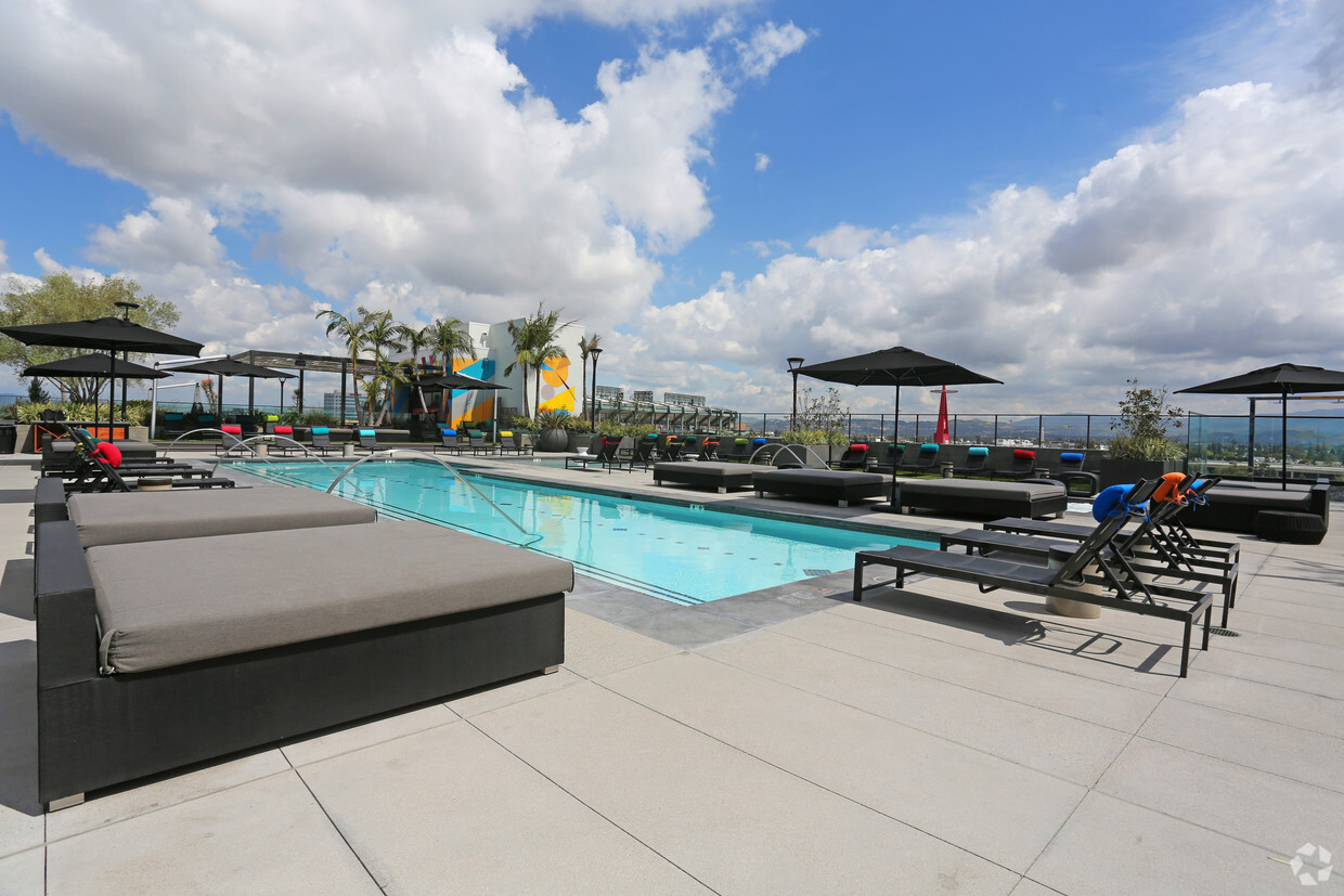 The George - Apartments in Anaheim, CA | Westside Rentals