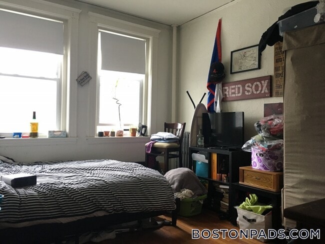 Building Photo - 1800 Commonwealth Ave