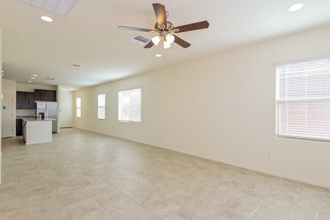 Building Photo - 11208 S Weismann Dr