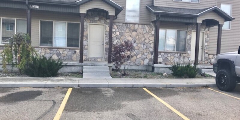 Primary Photo - West Park Town House #71