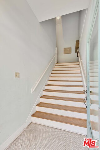 Foto del edificio - 5121 1/2 Eagle Rock Blvd