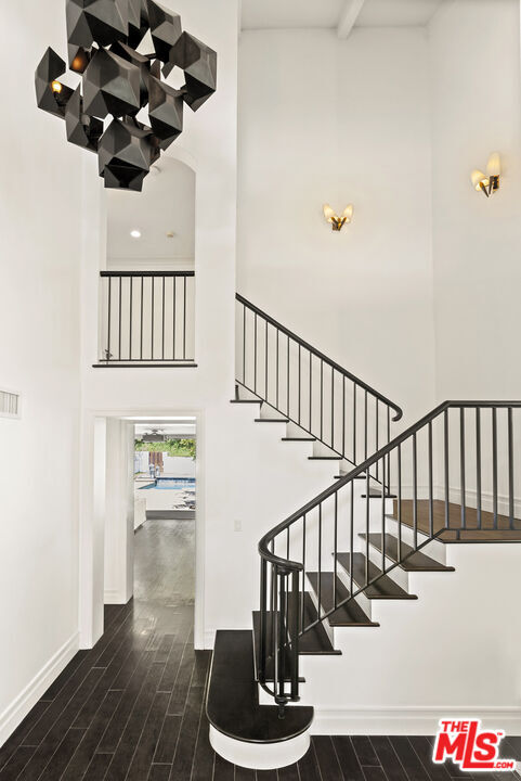 Foto del edificio - 9684 Wendover Dr