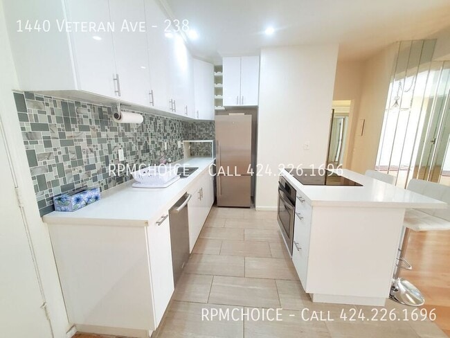 Photo - 1440 Veteran Ave-238 House