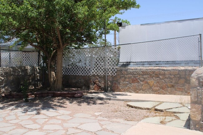 Building Photo - 3526 Nations Ave