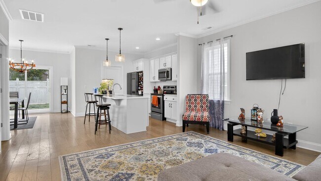 Foto del edificio - 1633 Berry Ave