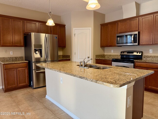 Building Photo - 786 Mosswood Chase