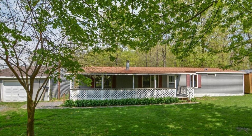 Primary Photo - 156 Chestnut Grove Rd