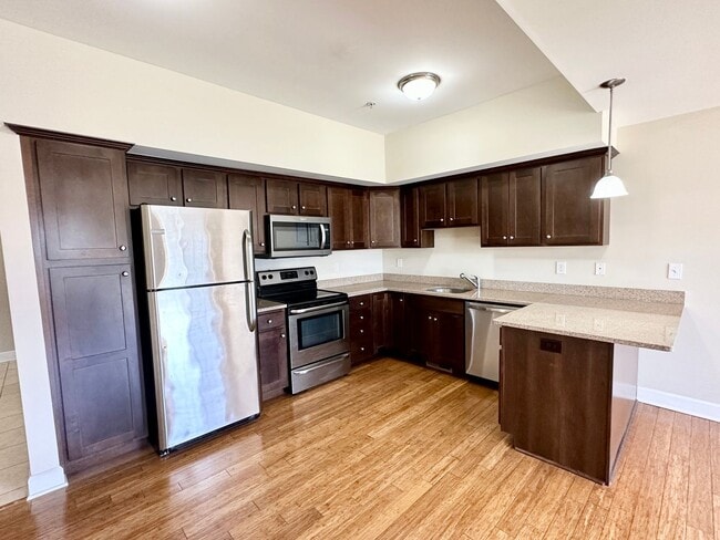 Interior Photo - Park Place at Glenmont Square, LLC