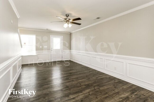 Foto del edificio - 9825 Pollie Little Ln