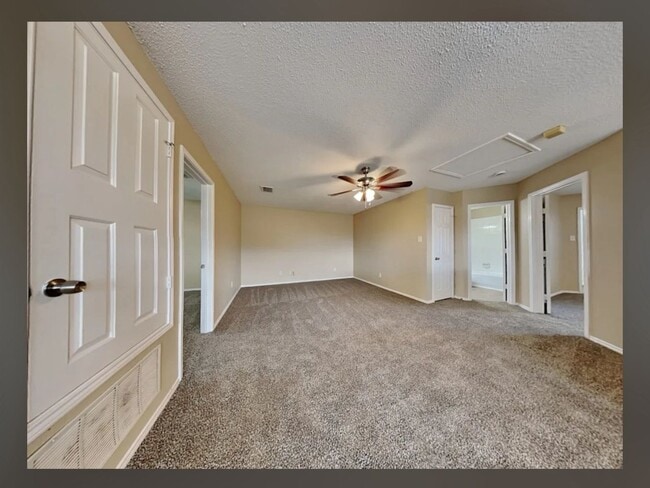 Building Photo - 161 Hilltop Dr