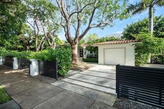 Building Photo - 510 Bargello Ave