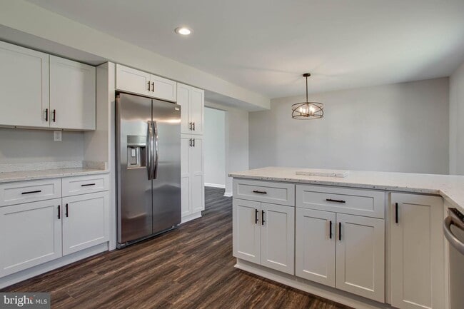 Building Photo - 1104 Cornell Ln