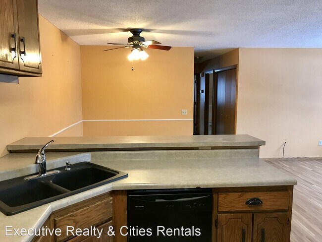 Building Photo - 2 br, 1 bath House - 11302 Ibis St NW