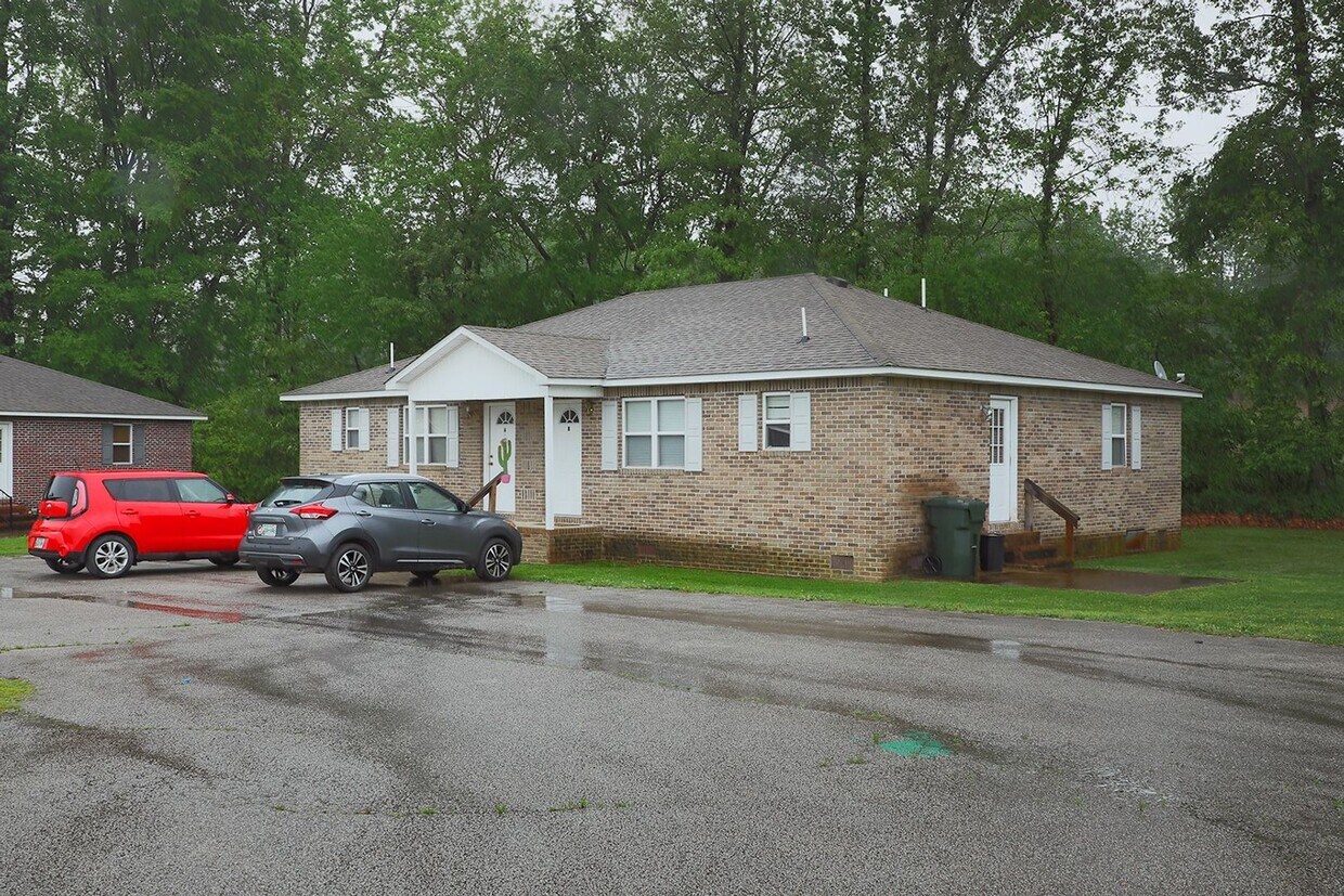 Primary Photo - 114 Bo Dr