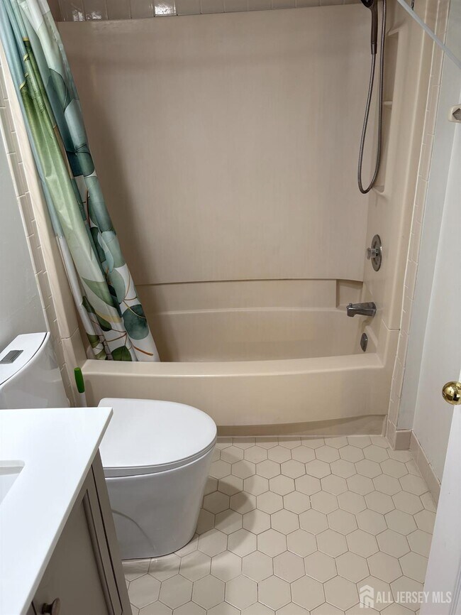 Foto del edificio - 420 Stratford Pl