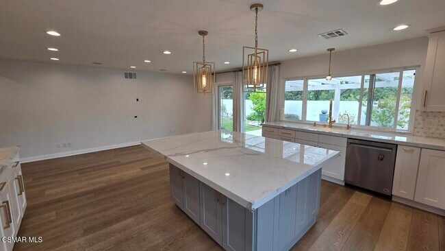 Building Photo - 2190 Aspenpark Ct