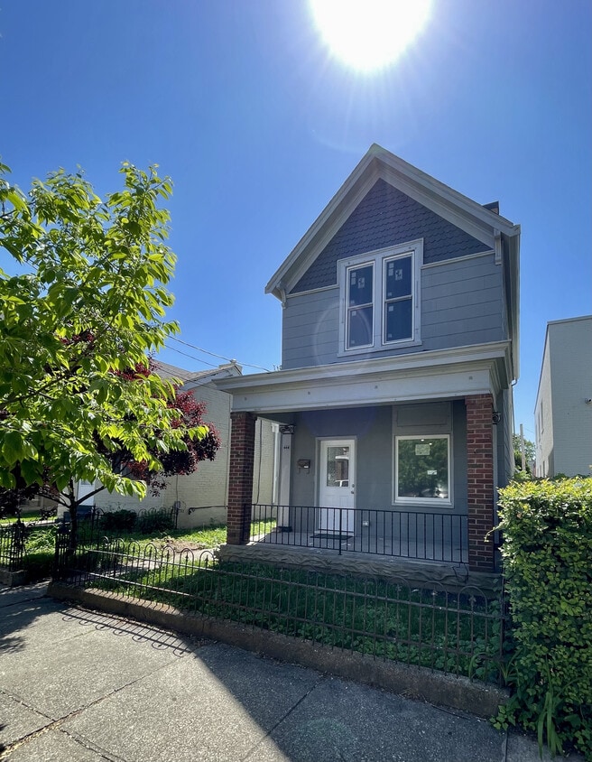 Welcome to 308 Center St a completely remodeled historic home in the heart of Bellevue - 308 Center St