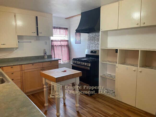 Foto del edificio - 2210 Orr Ln