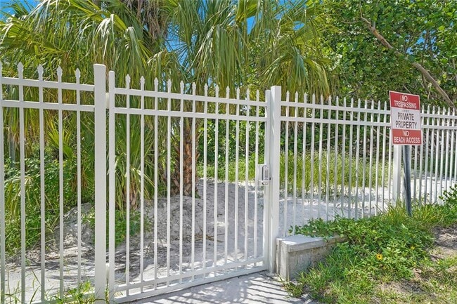 Building Photo - 3335 W Maritana Dr