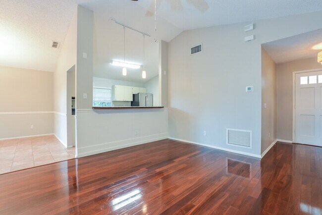Foto del edificio - 7021 Citrus Point Ct