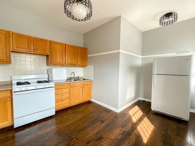 Foto del edificio - 3169 N Broadway St