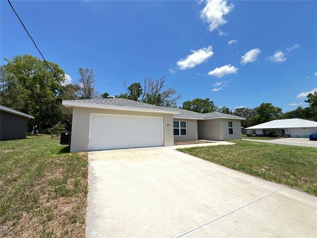 Building Photo - 9245 SE 150th Pl