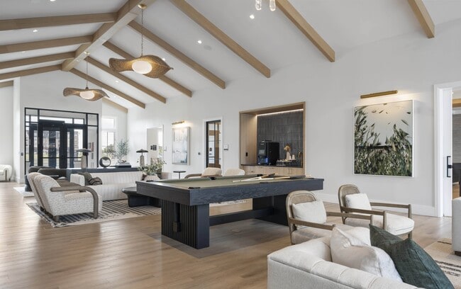 Building Photo - Alta Oak and Pine