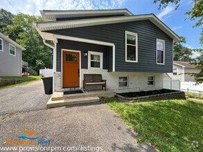 Building Photo - 812 Baltimore Annapolis Blvd