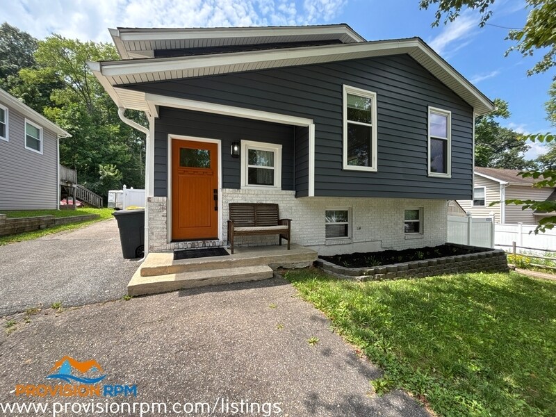 Foto principal - 812 Baltimore Annapolis Blvd