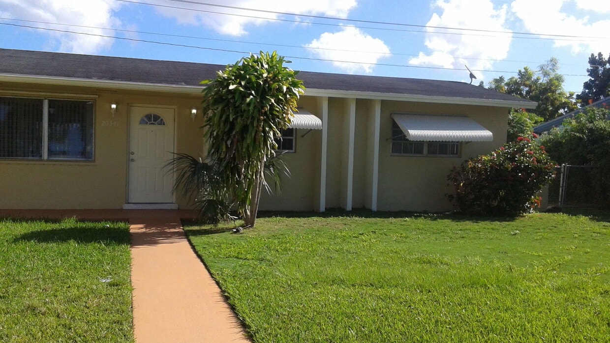 Photo - 20341 Southwest 117th Avenue