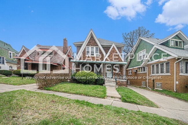 Foto del edificio - 13605 Griggs St