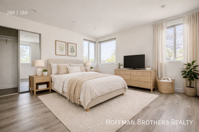 Foto del edificio - 727 Silver Lake Blvd