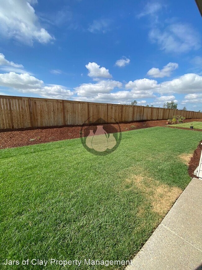 Building Photo - 3 br, 2 bath House - 2590 Ben Brown Dr.
