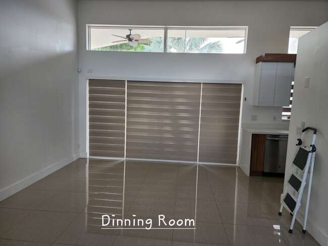 Dinning Room - 6980 NW 18th Ct