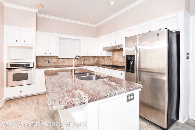 Building Photo - 3 br, 2.5 bath House - 3120 Thornhill