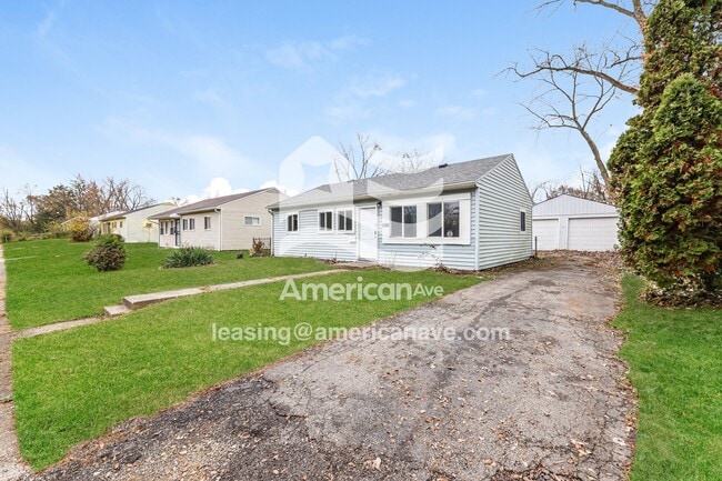 Foto del edificio - 1385 Guenther Rd