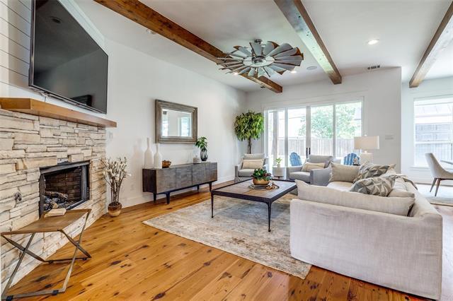 Foto del edificio - 4052 Park Ln
